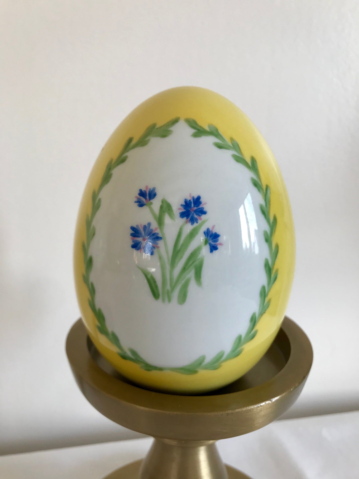 Œufs de Pâques porcelaine décorée main